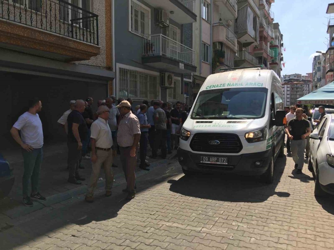 Tren kazasında hayatını kaybeden Çınar toprağa verildi