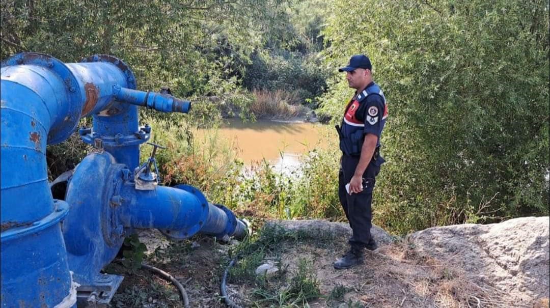 Serinlemek için girdiği nehirde kayboldu