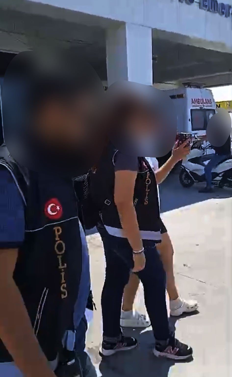 Kuşadası’nda aranan şahıslara yönelik operasyon: 2 yakalama