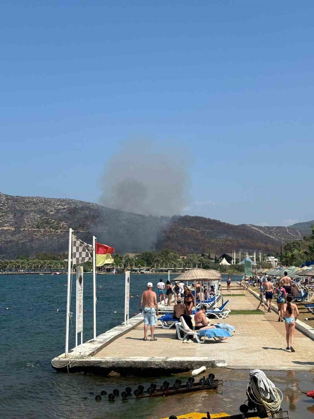 Kuşadası’ndaki orman yangını büyümeden söndürüldü