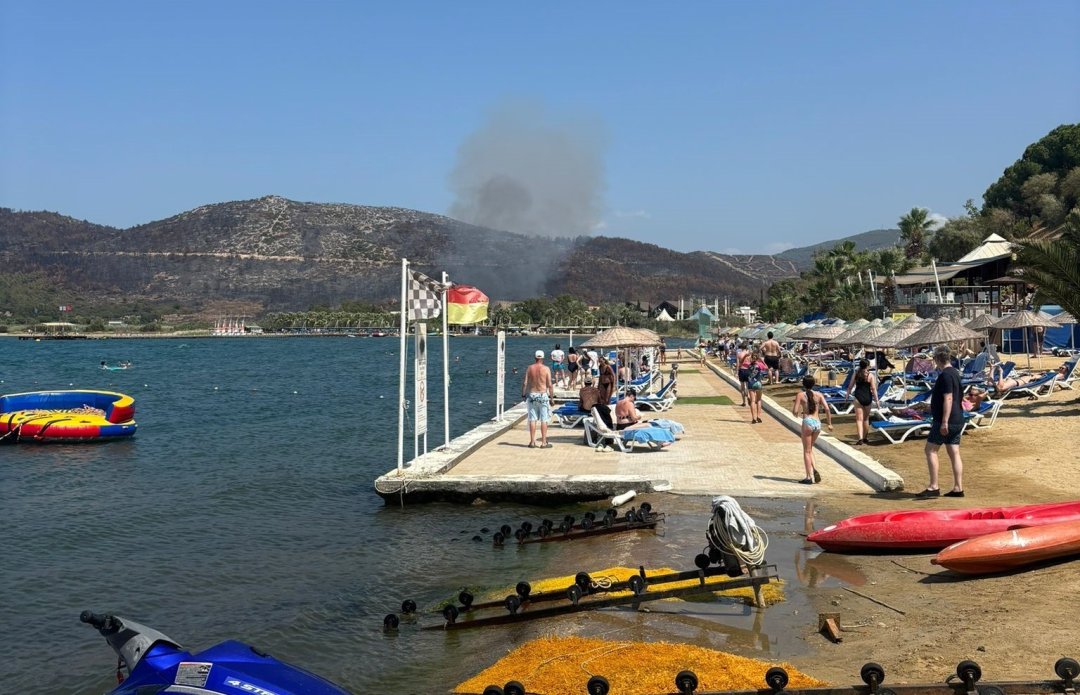 Kuşadası’ndaki orman yangını büyümeden söndürüldü