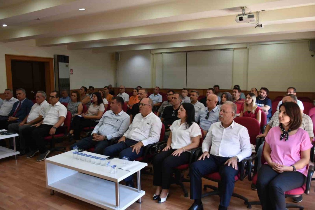 Aydın’da Çiftçi Kayıt Sistemi toplantısı gerçekleştirildi