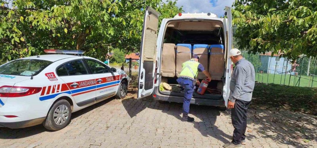 Jandarmadan öğrencilere trafik eğitimi