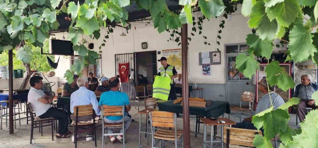 Kuyucak ve Kuşadası’nda motosiklet sürücüleri bilgilendirildi