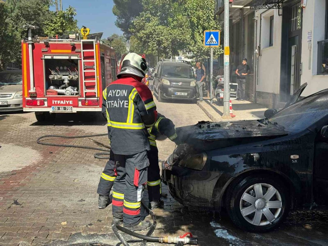 Nazilli’de otomobil yangını