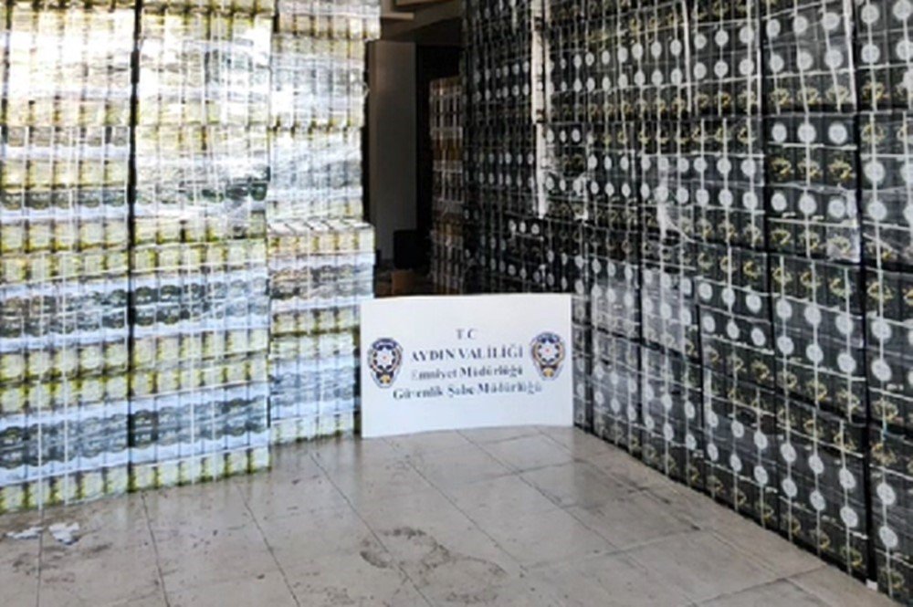 Aydın’da polis ekipleri 3,5 ton tağşiş yağ ele geçirdi