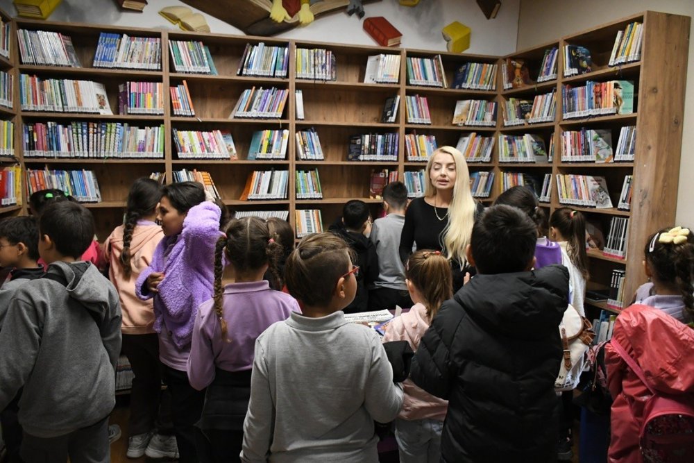 MİNİK ÖĞRENCİLER SEYAKMER’DE KİTAPLARIN BÜYÜLÜ DÜNYASIYLA BULUŞTU