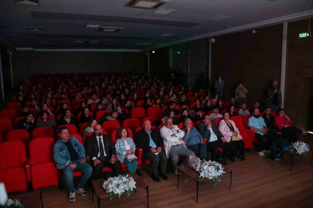 Efeler’de Tarih, Mitoloji Ve Sanatın Festivali Başladı