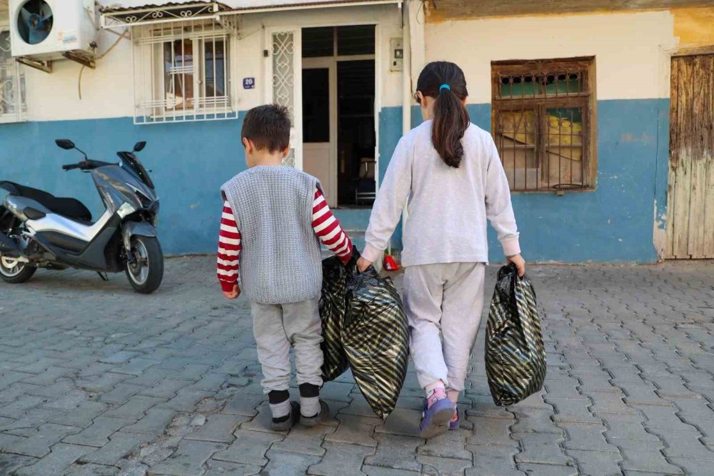 Efeler Belediyesi İhtiyaç Sahiplerine Ulaşıyor