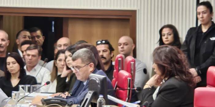 AYDIN’IN HALK SAĞLIĞI ÖZLEM ÇERÇİOĞLU’NUN SİYASİ HIRSINA KURBAN EDİLDİ